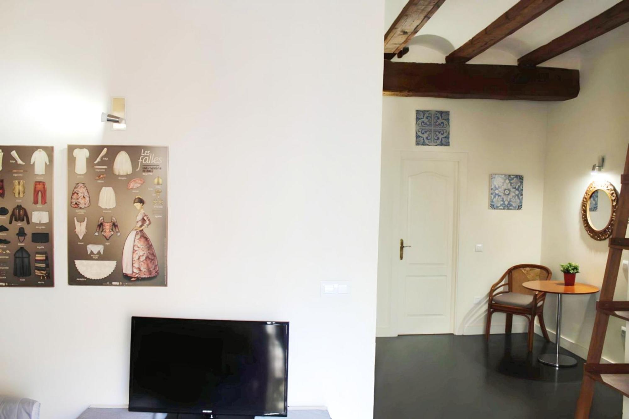 Apartamento Reformado Cerca De La Plaza Redonda Валенсия Экстерьер фото
